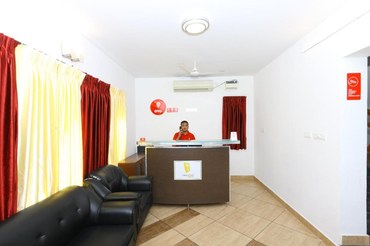 Capital O Twilight Bay Hotell Chennai Exteriör bild